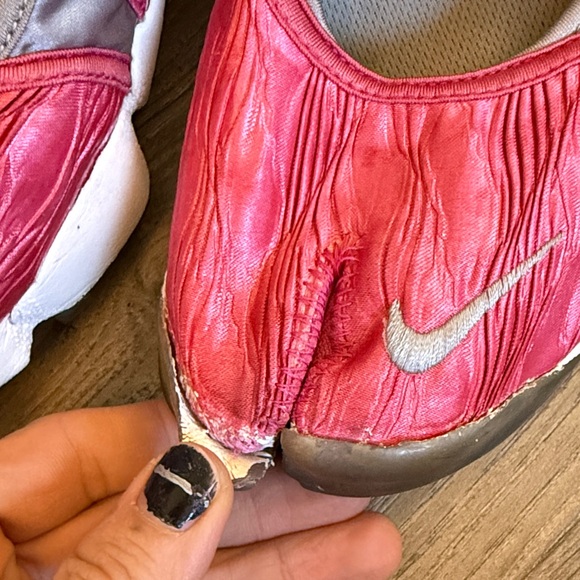Nike air rift Women's Pink and Gray Athletic Shoes vintage y2k - Picture 11 of 15